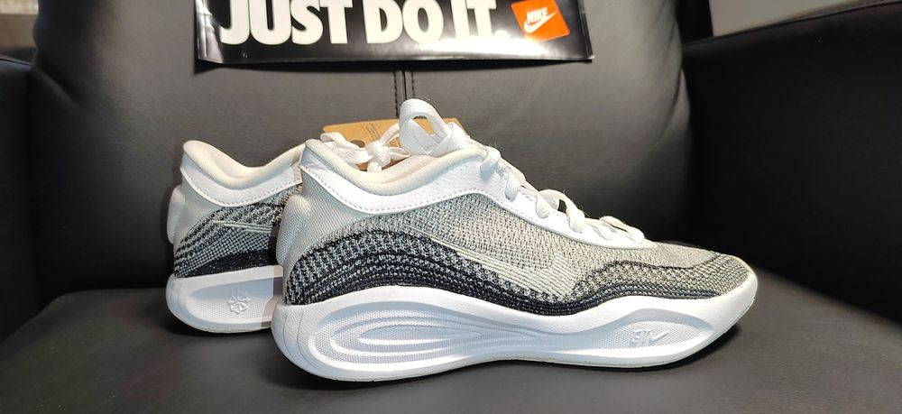 Nike GT Hustle Academy, номер 36