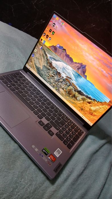 Laptop Lenevo LEGION slim5