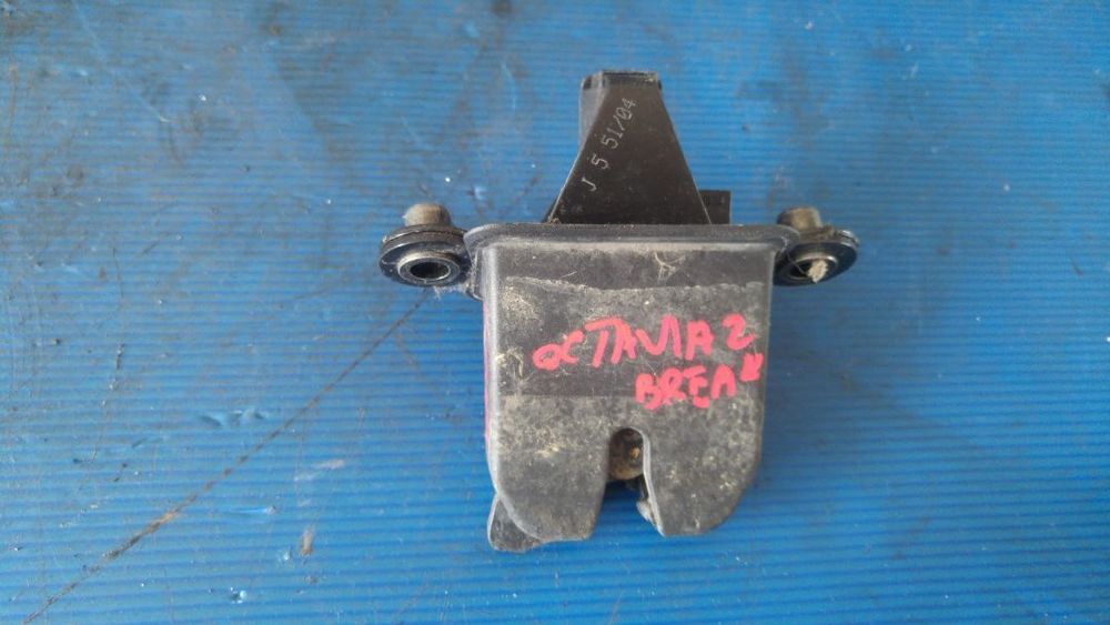 broasca iala haion skoda octavia 2 break 1z5827501c