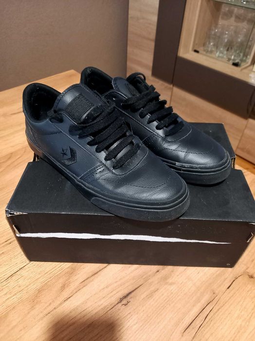 converse boulevard ox