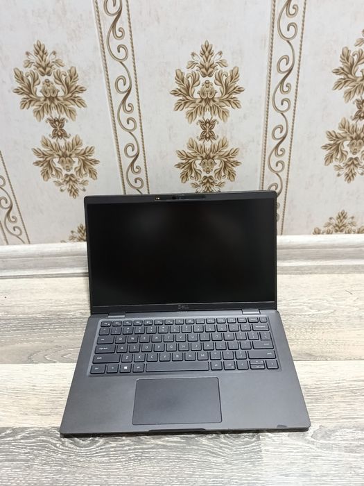 Dell core i5-1145G7 16/256gb xotira Full HD IPS ekran