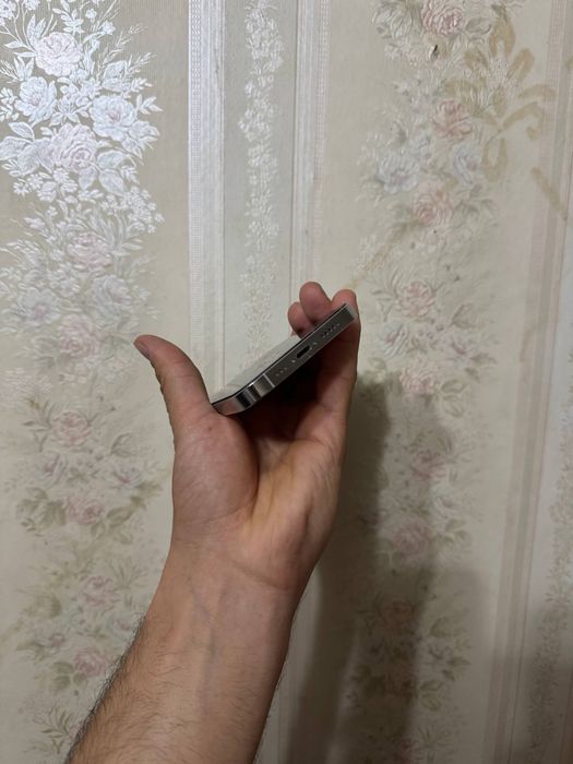 Iphone 14 pro holati idyal hech qanqa aybi yuq