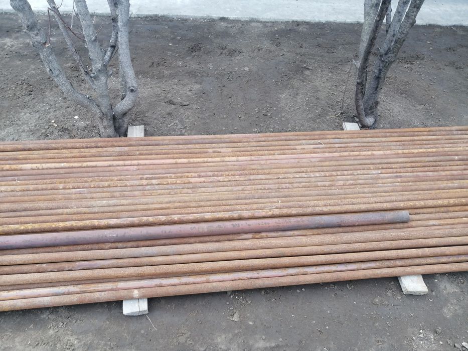 Продам трубы цена за штуку 2300