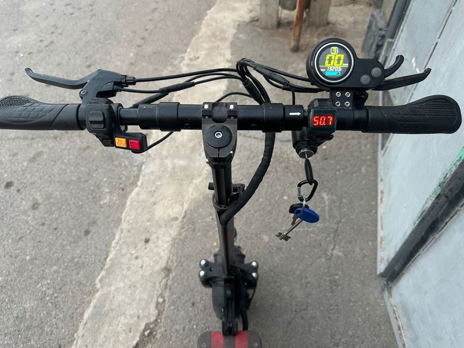 Электросамокат kugoo m4