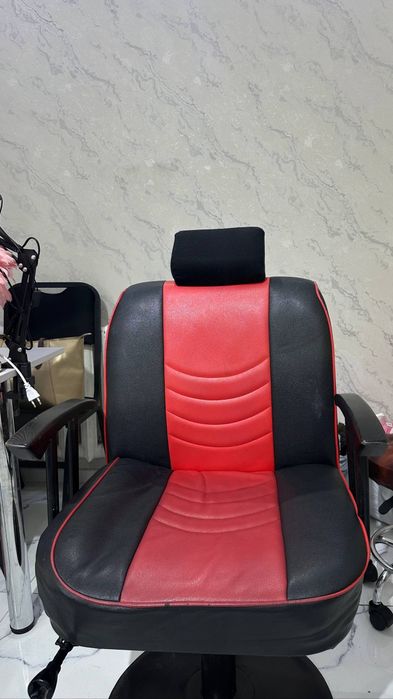 Salon uchun mebellar sotiladi