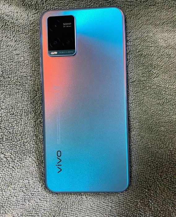 Vivo y33s telefon