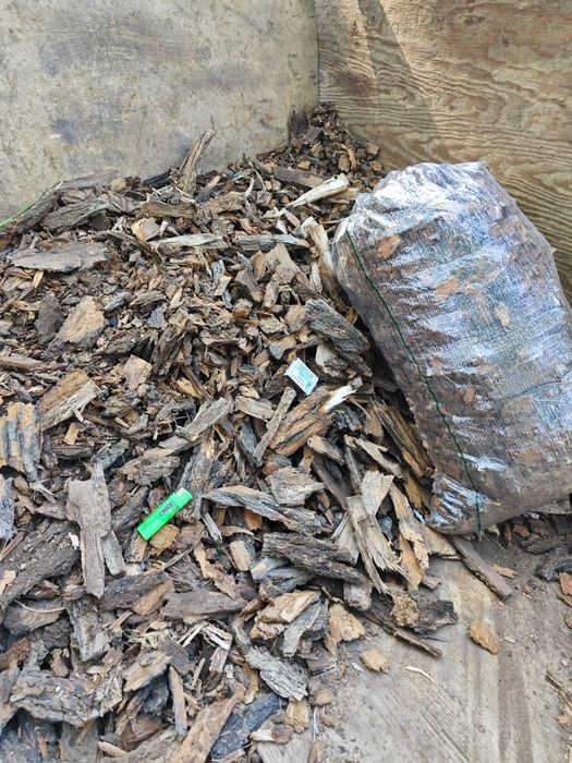 Щепа древесная для почвы, мульча.