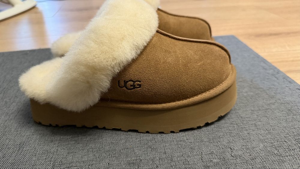 Slapi UGG Noi, 36