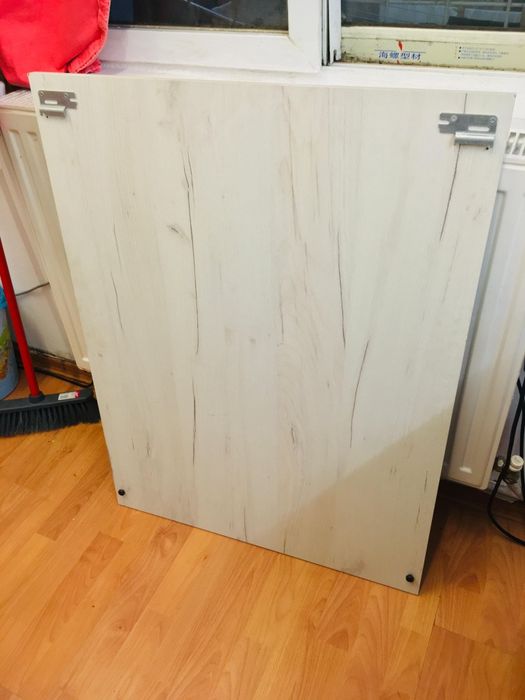 Oglindă De vânzare, nou-nouț, preț foarte rezonabil 100 lei, lățime 67