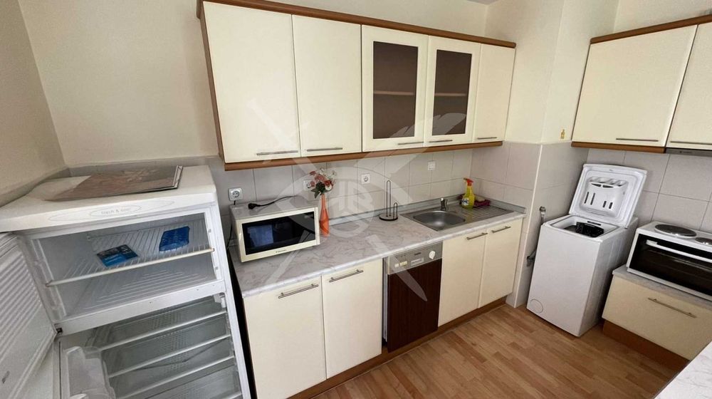 Дава се под наем Едностаен апартамент в София, Център - 60 кв.м за 675 € - Снимка #2