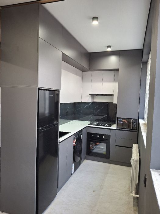 Кухни на заказ. .