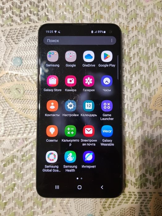 Samsung Galaxy S 10 e  6/128 гб