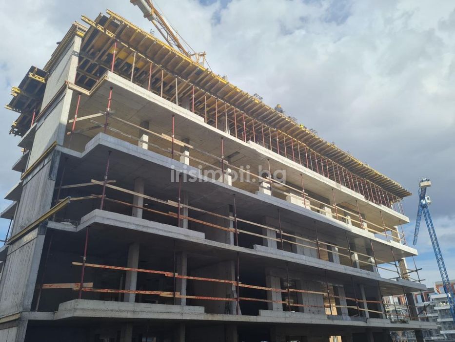 Продава се Тристаен апартамент в София, Малинова долина - 81 кв.м за 1765 €/кв.м - Снимка #3