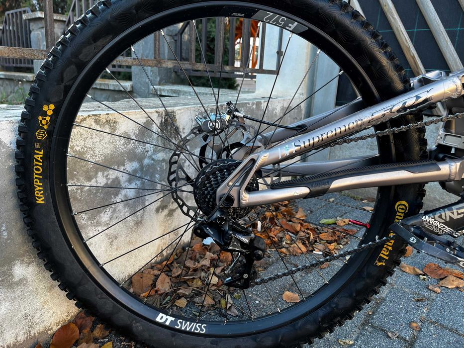 Commencal Supreme Dh v4 Race 2024 29/27