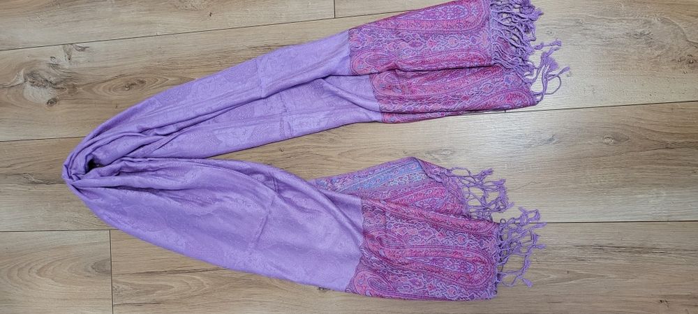 Vand Esarfe si Batic