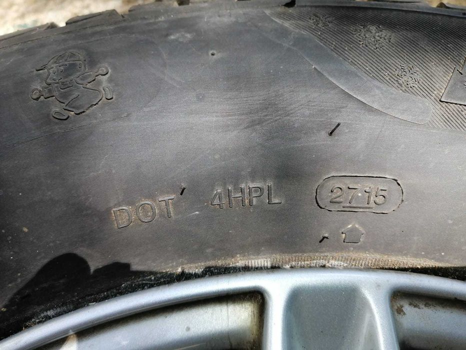 Зимни гуми с джанти 5х108 4бр 16"