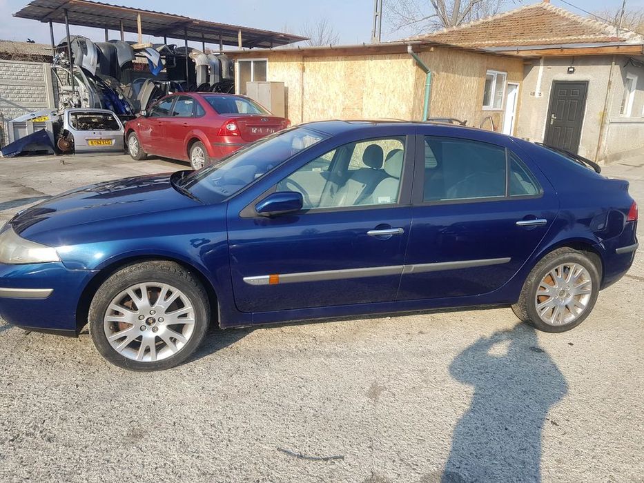 Dezmembram Renault Laguna 2 1.8 B usa fata stanga/ usa fata dreapta