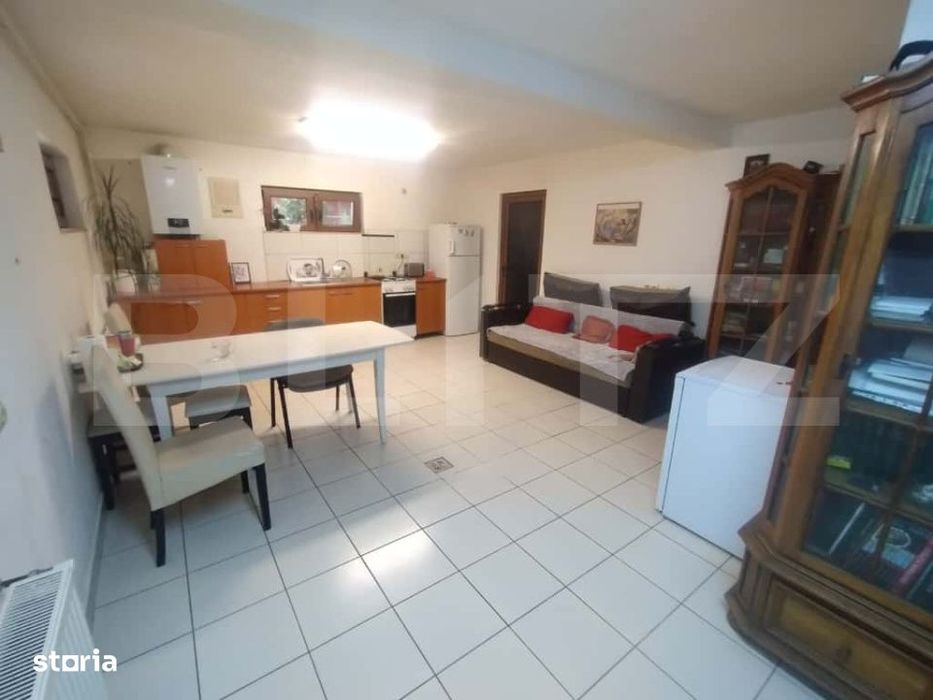 Casa 270 mp+teren 322 mp, 6 camere+cabinet stomatologic-zona Centrala