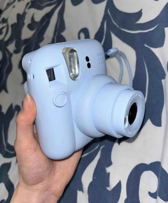 фотоаппарат instax mini 12
