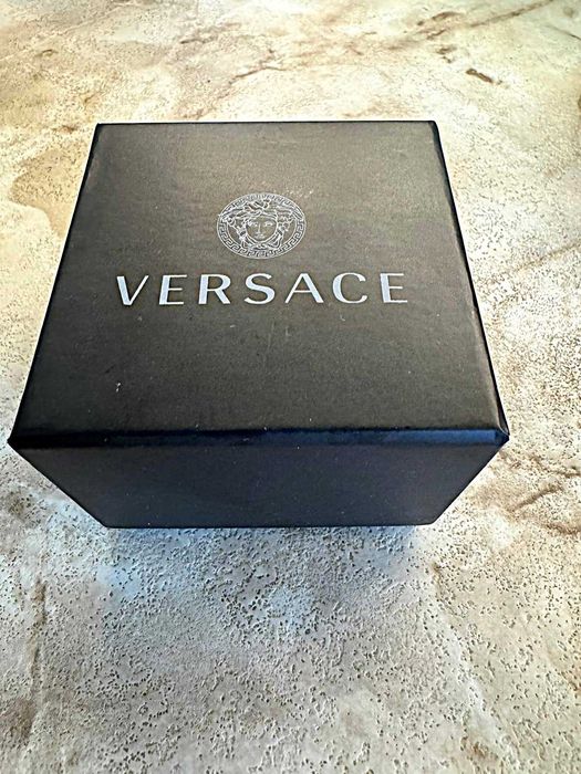 Cercei Versace-Medusa vintage look
