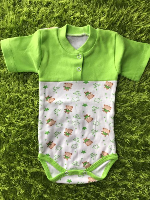 Боди новое , примерно на 3 мес