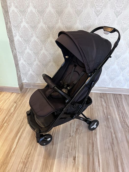 Коляска Mstar прогулочная