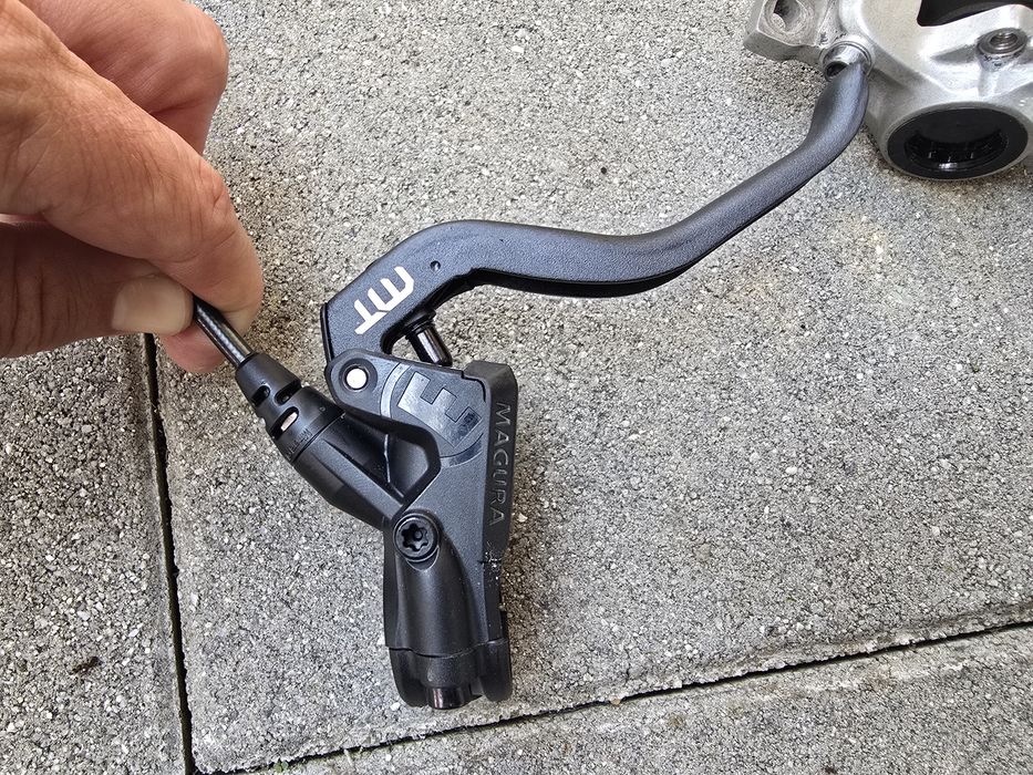 Magura mt 2 апарат Magura mt 5 лостче  Магура MT5 накладки