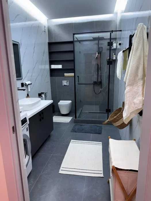 АРЕНДА срочно 2х ком квартира на Сайраме, Максим Горький БИЙ