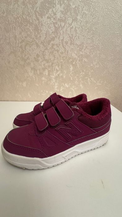 Кроссовки детские для девочки new balance на 5-6 лет