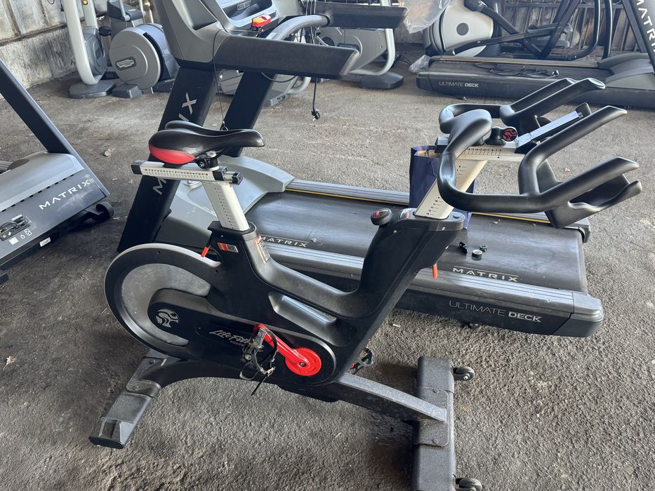 Спининг байк Life fitness IC7