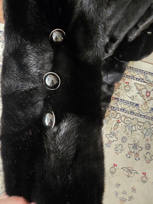 Продаю шубу в астане