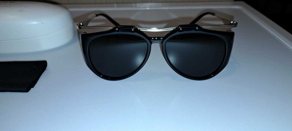 Ochelarii soare de lux pt Dama Yves Saint Laurent prod nou