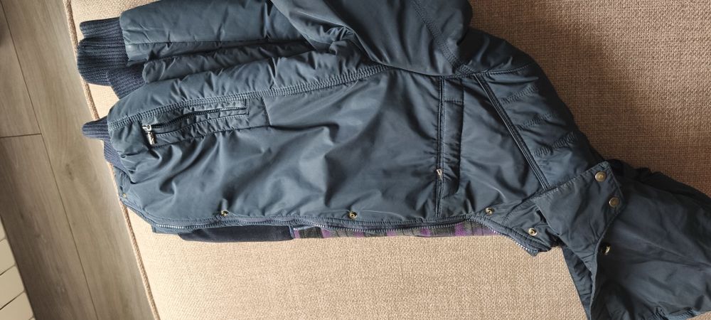 Продается мужская куртка!