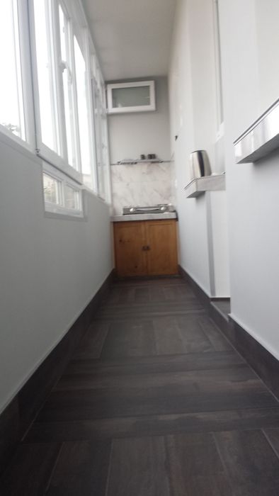 Апартамент център 104кв + таванска стая + маза + гараж