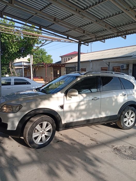Chevrolet Captiva 2010 — 2
