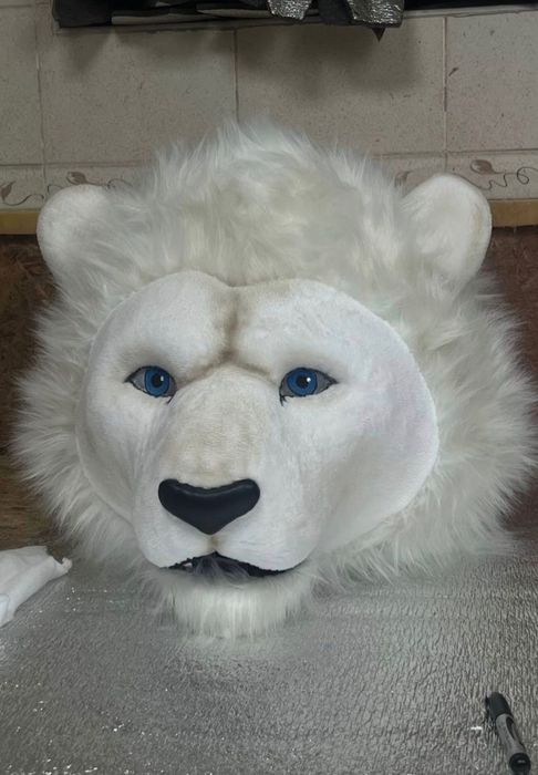 Ростовой кукла ЛЕВ