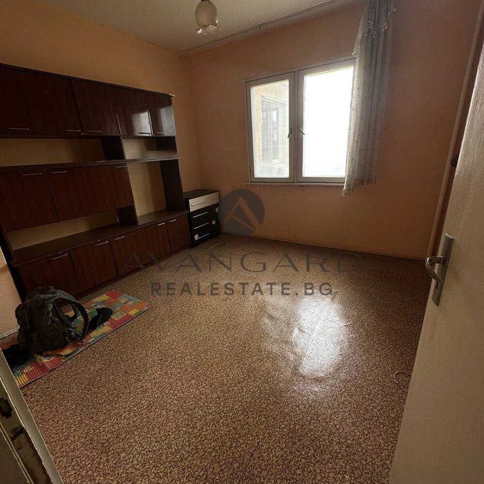 Продава се Тристаен апартамент в Пловдив, Изгрев - 92 кв.м за 463 €/кв.м - Снимка #1
