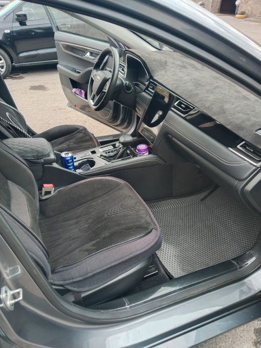 Продам машину JAC J7