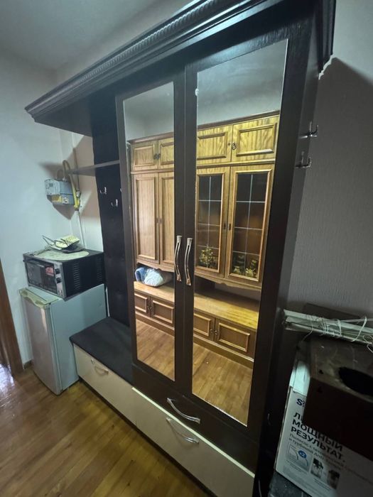 Прихожий гардиробный шкаф