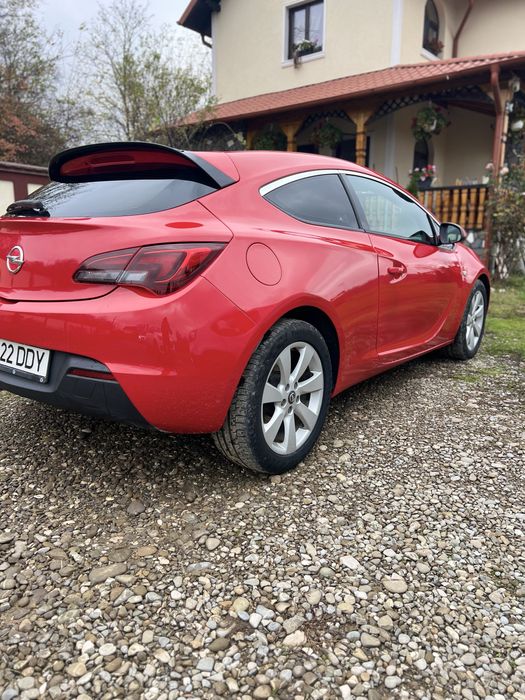Opel Astra GTC 2014
