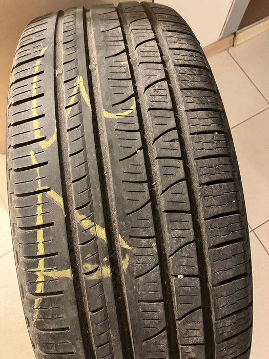 Продавам 4 летни гуми Pirelli 235/65/R17