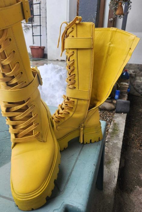 Cizme bocanci Zara nr. 37 din piele naturală galbene