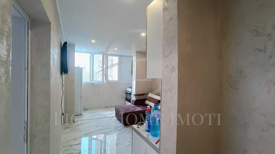 Продава се Двустаен апартамент в Пловдив, Изгрев - 45 кв.м за 1489 €/кв.м - Снимка #2