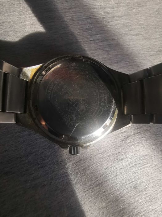 Часовник Guess G85389G