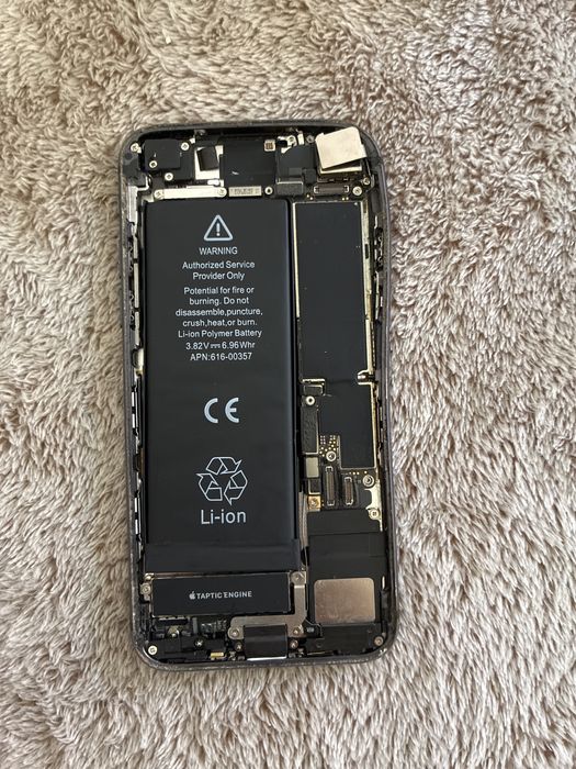Iphone 8 pentru piese