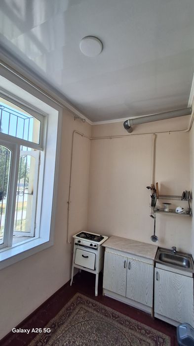 Uy sotiladi 1 etaj reshotkaliy