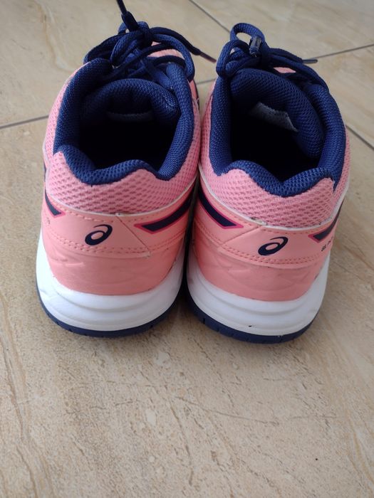 Adidași copii Asics nr. 34,5