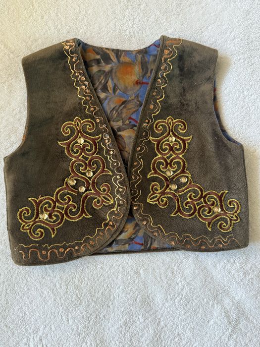 Детская жилетка для девочки