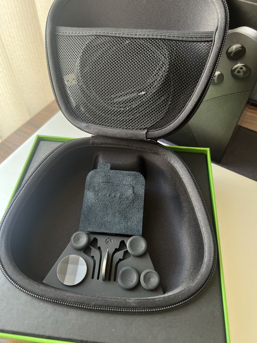 Xbox Elite Series 2 – Пълен комплект, много запазен