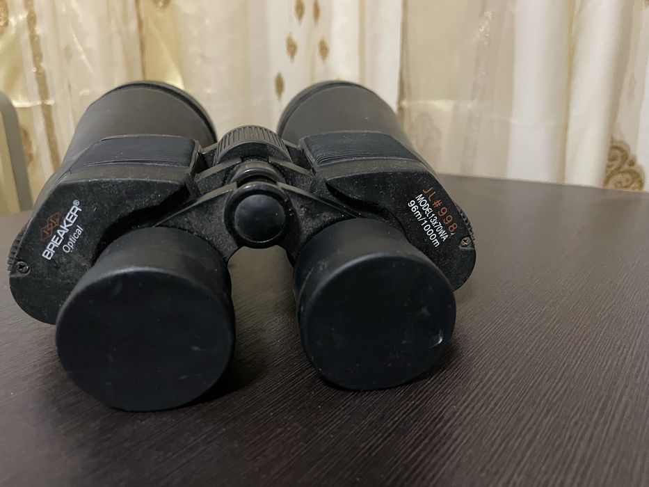 Breaker Optical binoclu